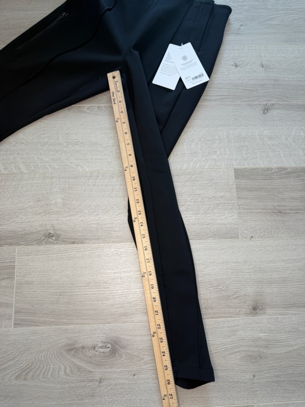 Athleta NWT Glacier Snow Skinny Pant Black 8 Petite $179 #985570 - Picture 7 of 9